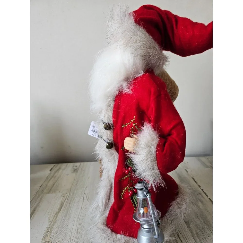 Pier‎ 1 Santa 19